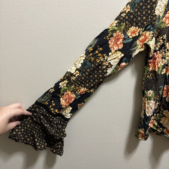 FARM Rio Siobhan Blouse size S Flare Sleeve Floral Button Top Boho Anthropologie - Picture 2 of 15